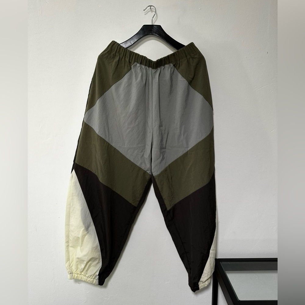 The Frankie Shop color block Kahlo Joggers in large.
